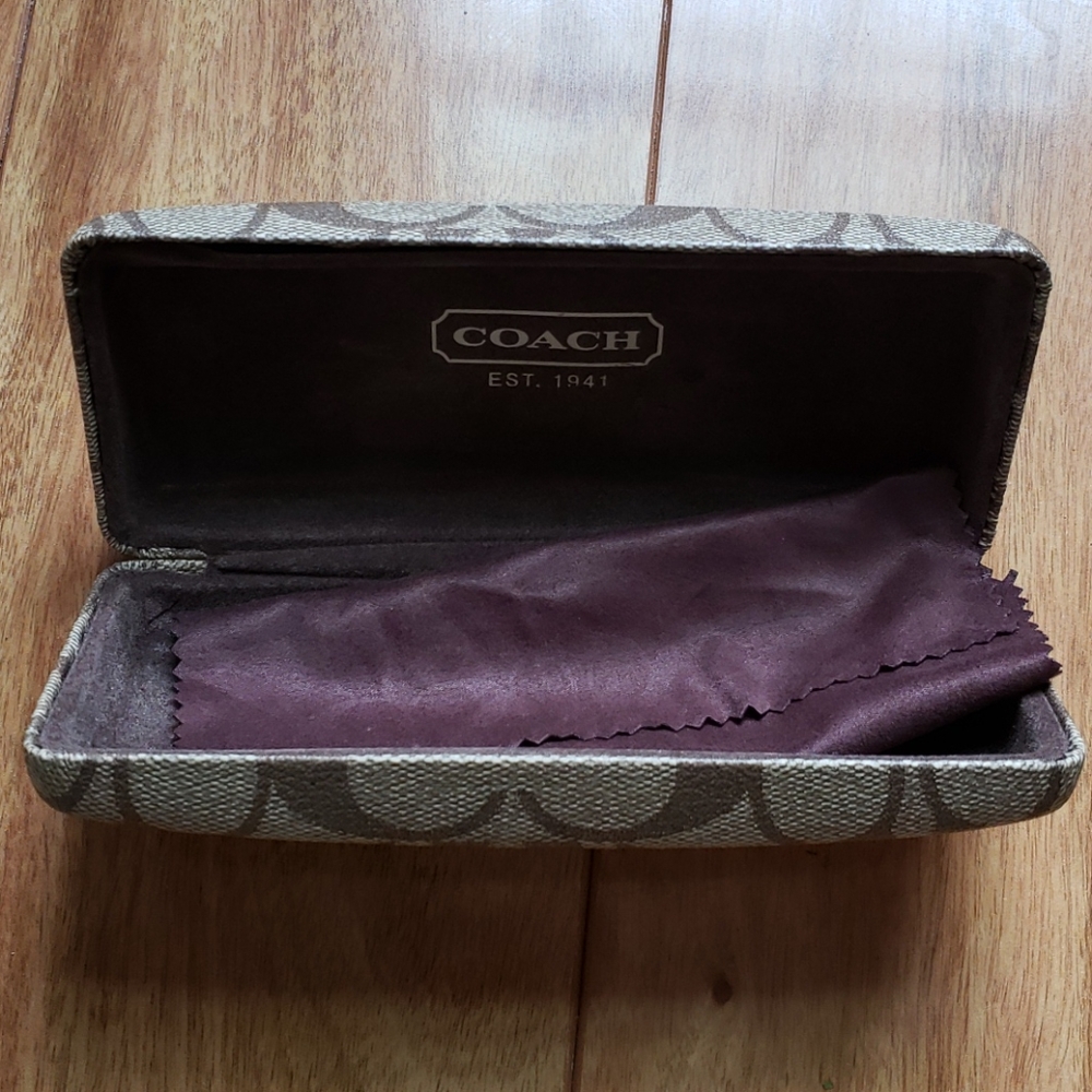 Coach sunglass case with lense cloth